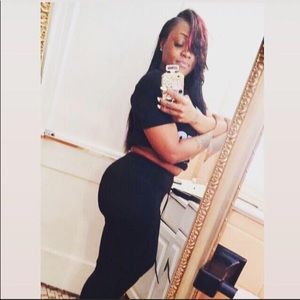 Meet your Posher, Dominique